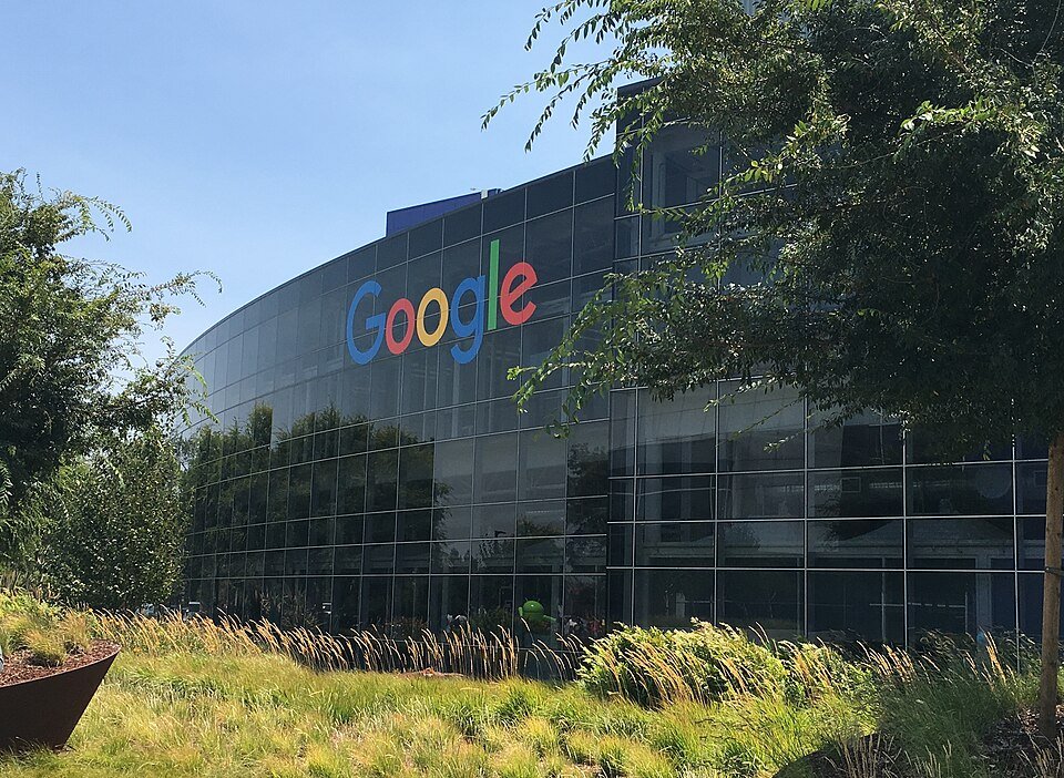 Philanthropie ou ingérence ? Alexandre Basquin interpelle la direction de Google France lors d'une audition